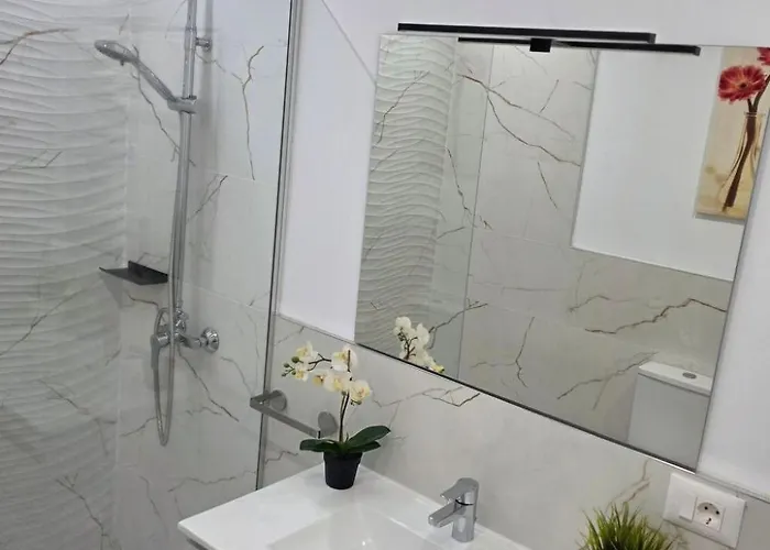 Mit Beheiztem Gemeinsamem Pool By Interhome *