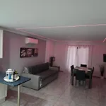 Mit Beheiztem Gemeinsamem Pool By Interhome לוס כריסטיאנוס