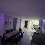 Mit Beheiztem Gemeinsamem Pool By Interhome דירה *