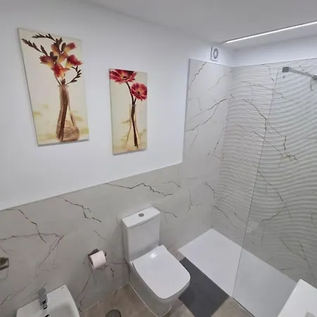 Mit Beheiztem Gemeinsamem Pool By Interhome Los Cristianos (Tenerife)