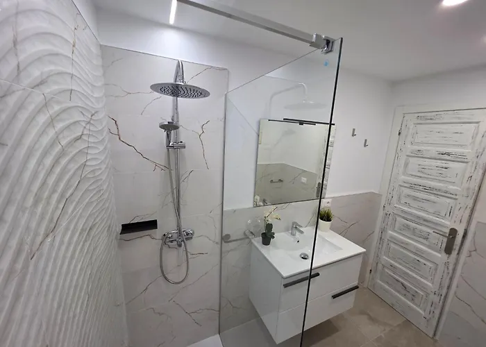 Mit Beheiztem Gemeinsamem Pool By Interhome 公寓 *