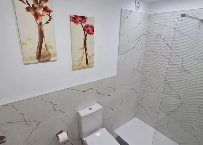 Mit Beheiztem Gemeinsamem Pool By Interhome 洛斯克里斯蒂亚诺斯